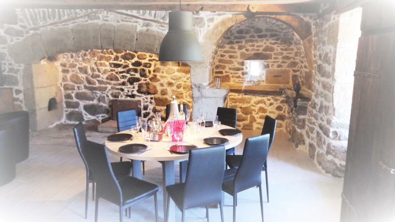 Gite Cantauvergne Villa Vebret Bagian luar foto